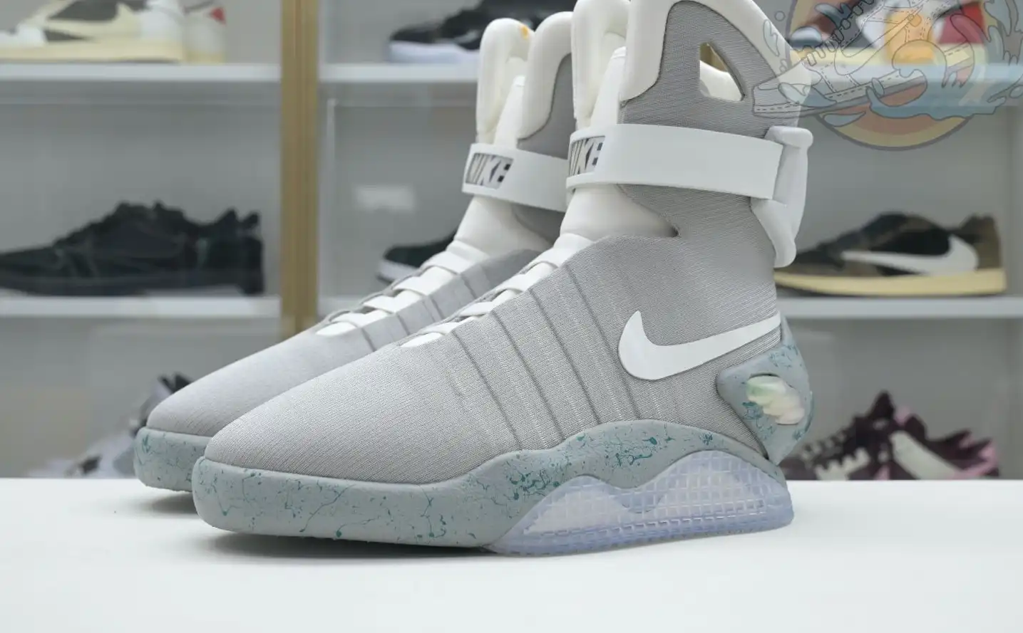 hype Nike Air MAG back to the future 2016