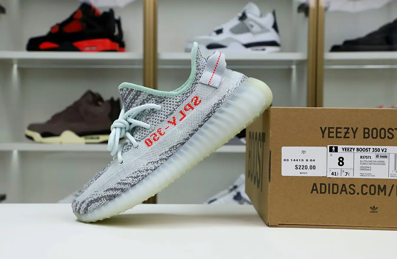 hype YEEZY BOOST 350 V2 'BLUE TINT'