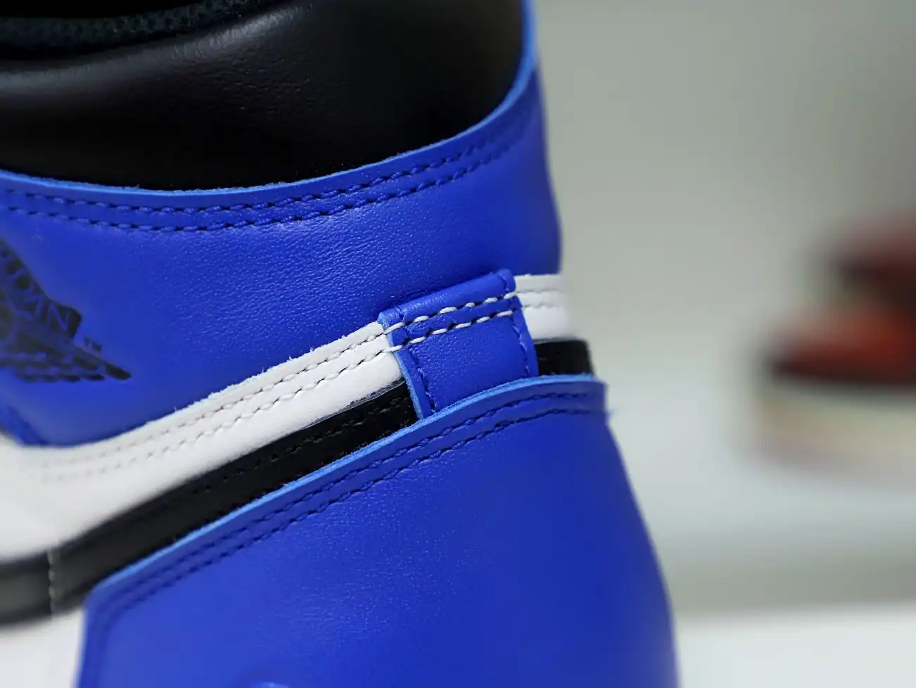 FRAGMENT DESIGN X AIR JORDAN 1 RETRO HIGH