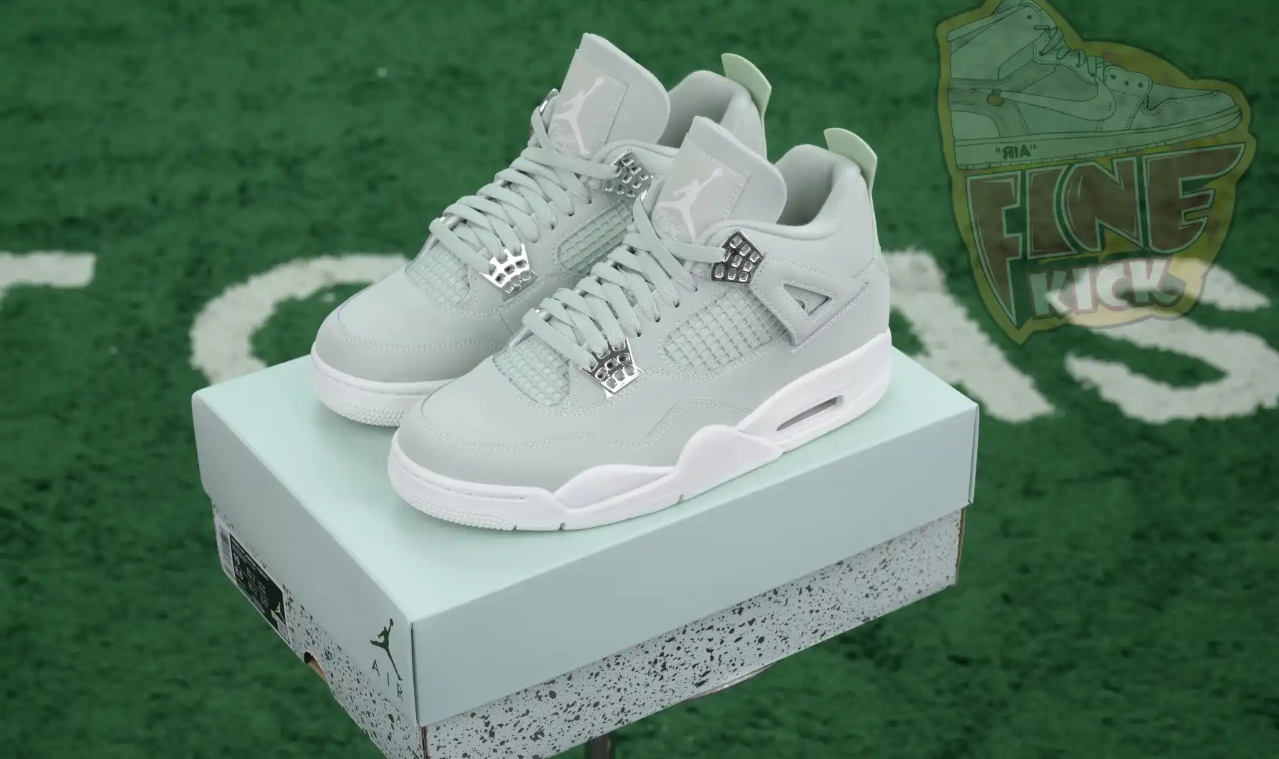 Jordan Air Jordan4“Seafoam”