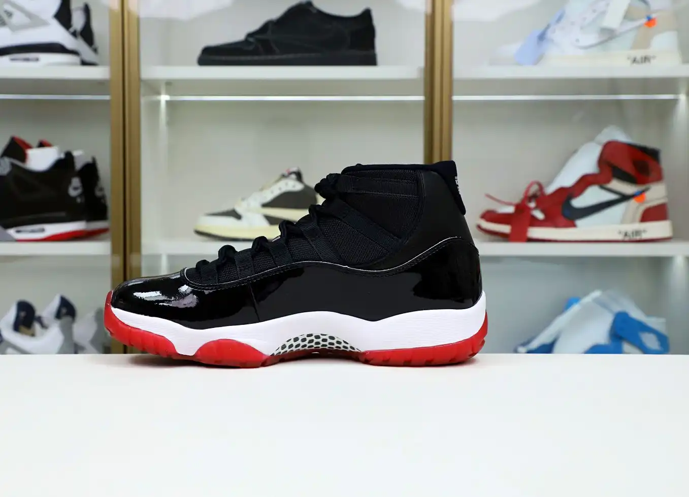 AIR JORDAN 11 RETRO 'BRED' 2019
