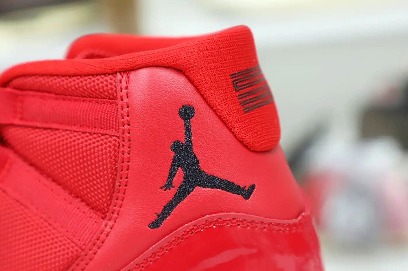 JORDAN 11 RETRO WIN LIKE 96 378037-623