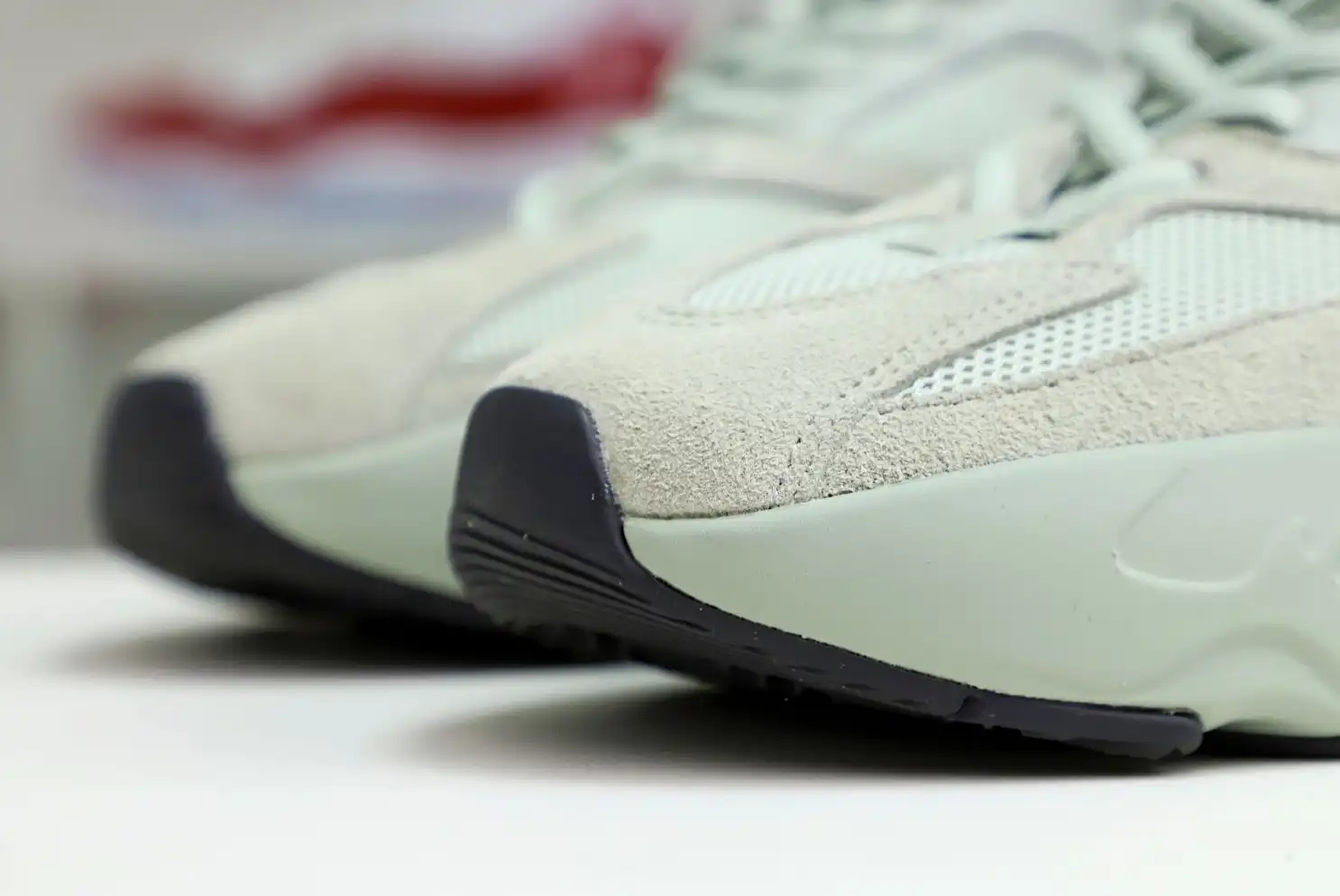 hype YEEZY BOOST 700 SALT