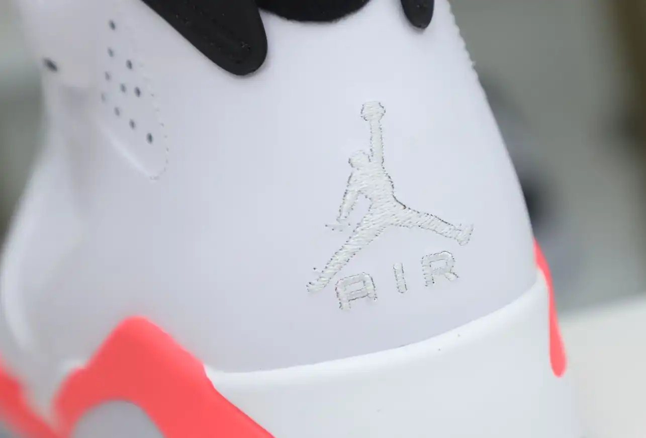 Air Jordan 6 Retroinfrared White