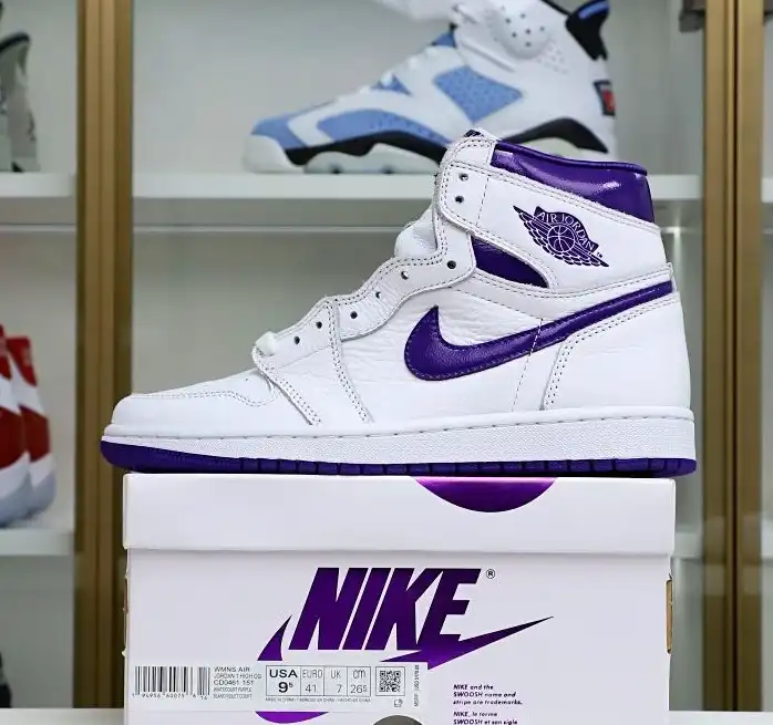 Air Jordan 1 High OG Court Purple