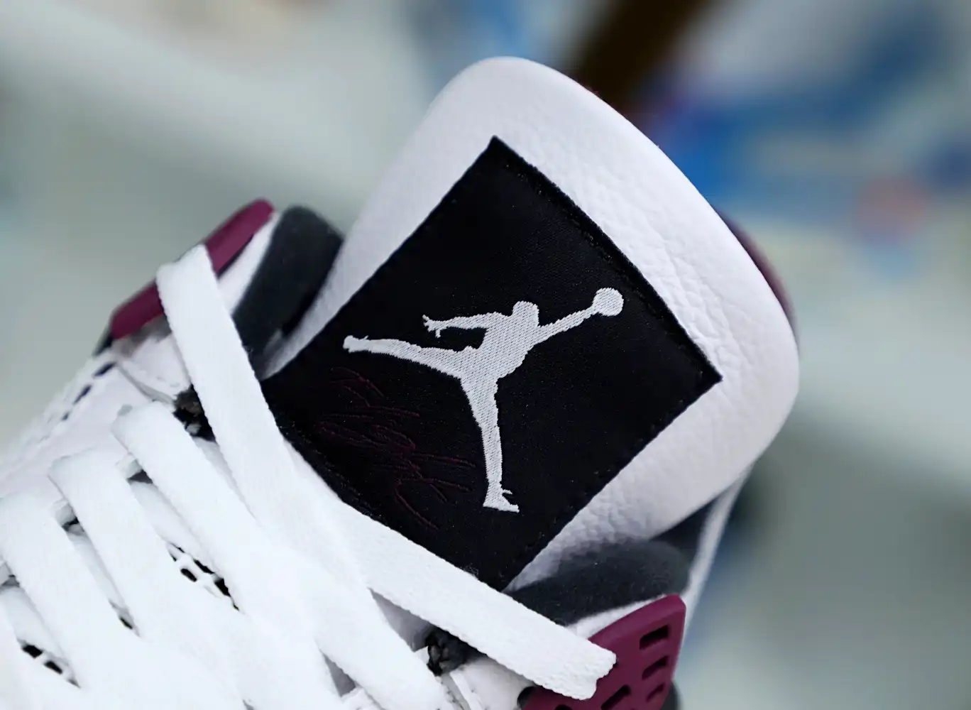 AIR JORDAN PARIS SAINT-GERMAIN X AIR JORDAN 4 RETRO 'BORDEAUX'