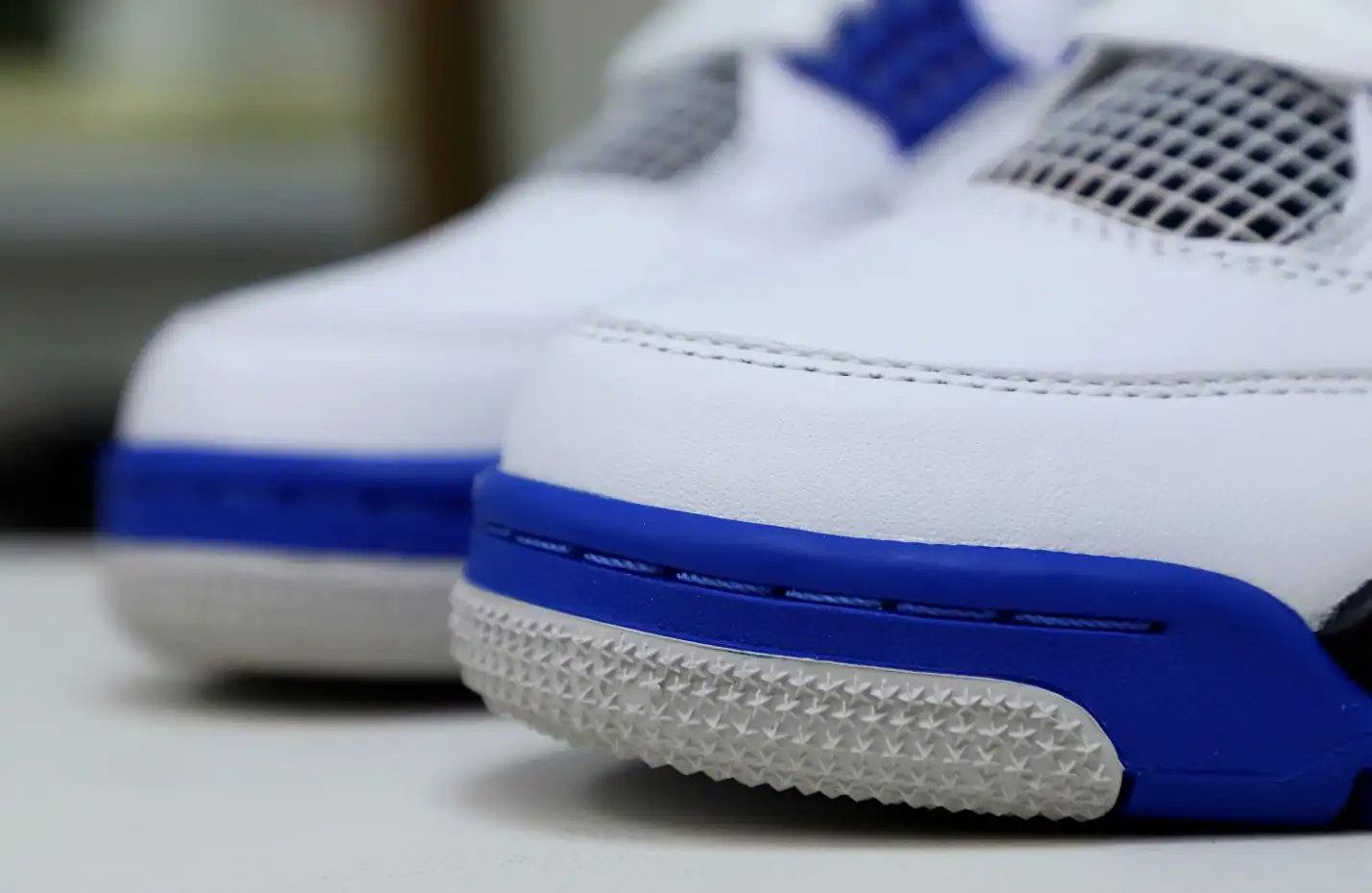 AIR JORDAN 4 RETRO MOTORSPORTS