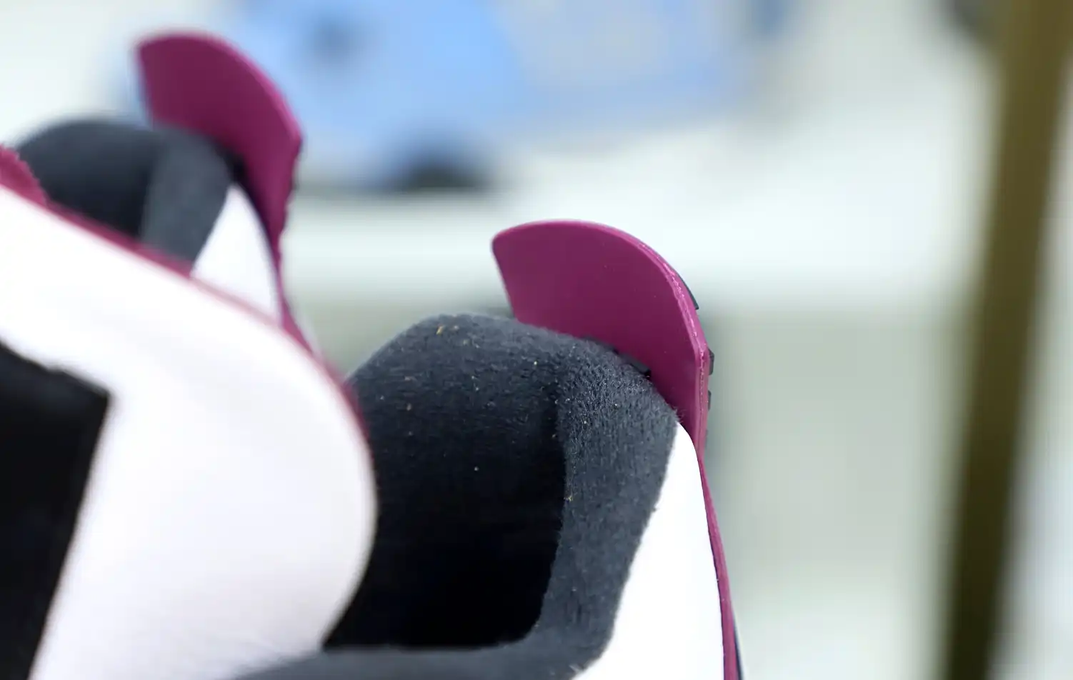 AIR JORDAN PARIS SAINT-GERMAIN X AIR JORDAN 4 RETRO 'BORDEAUX'