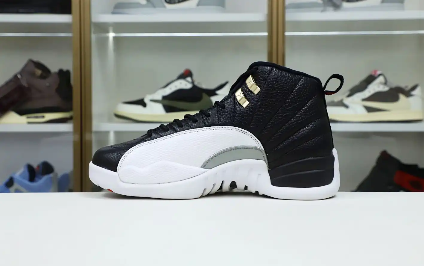 AIR JORDAN 12 RETRO PLAYOFFS 2022