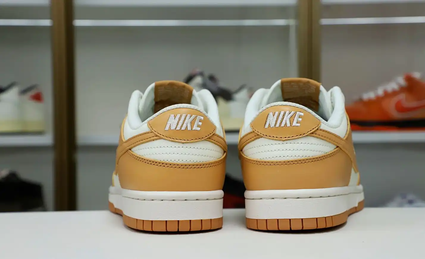 hype WMNS DUNK LOW 'HARVEST MOON'