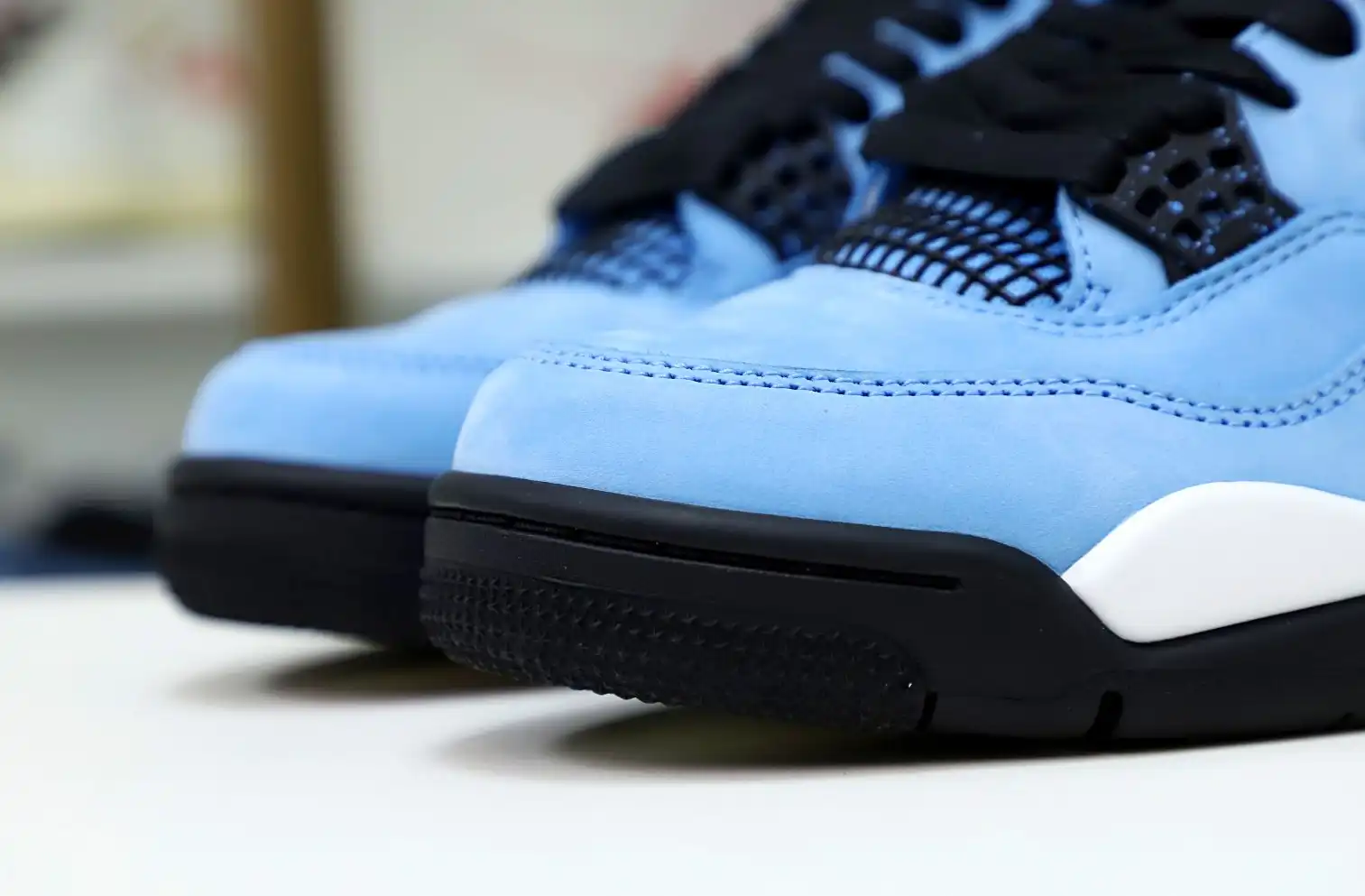 TRAVIS SCOTT X AIR JORDAN 4 RETRO 'CACTUS JACK' FRIENDS & FAMILY