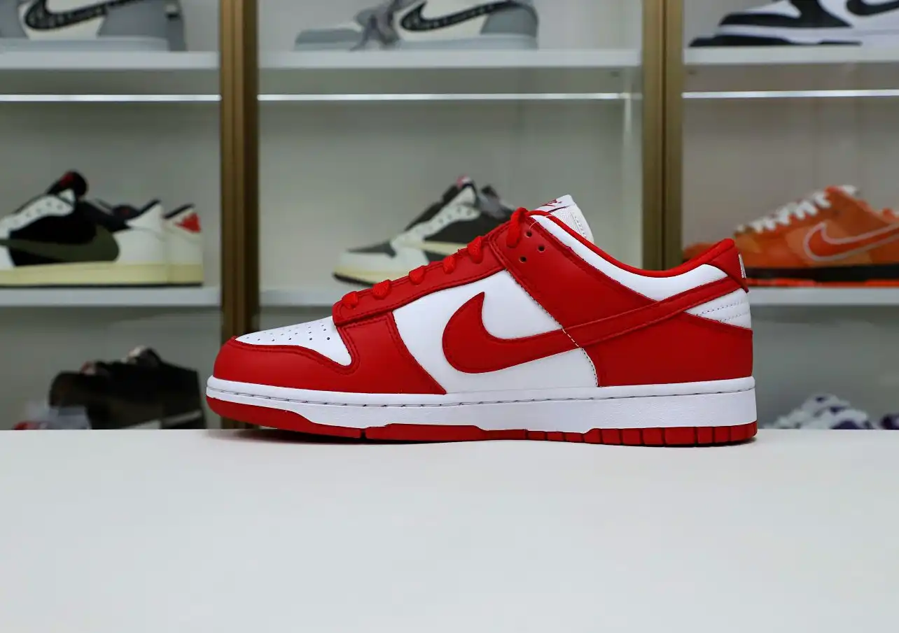 hype DUNK LOW SP RED