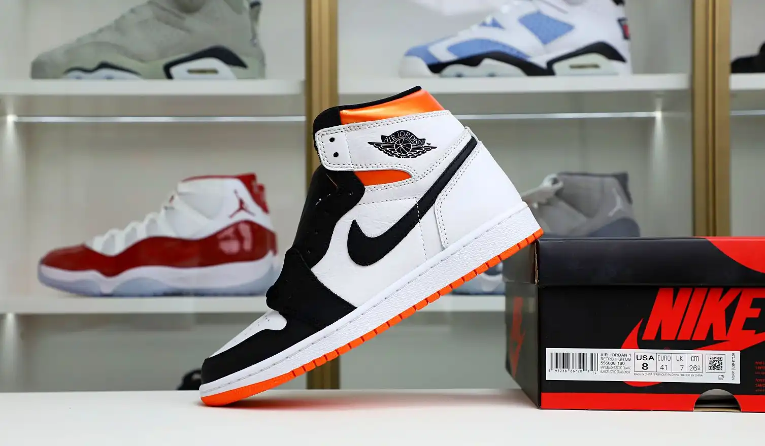 Air Jordan 1 Retro High OG Electro Orange'