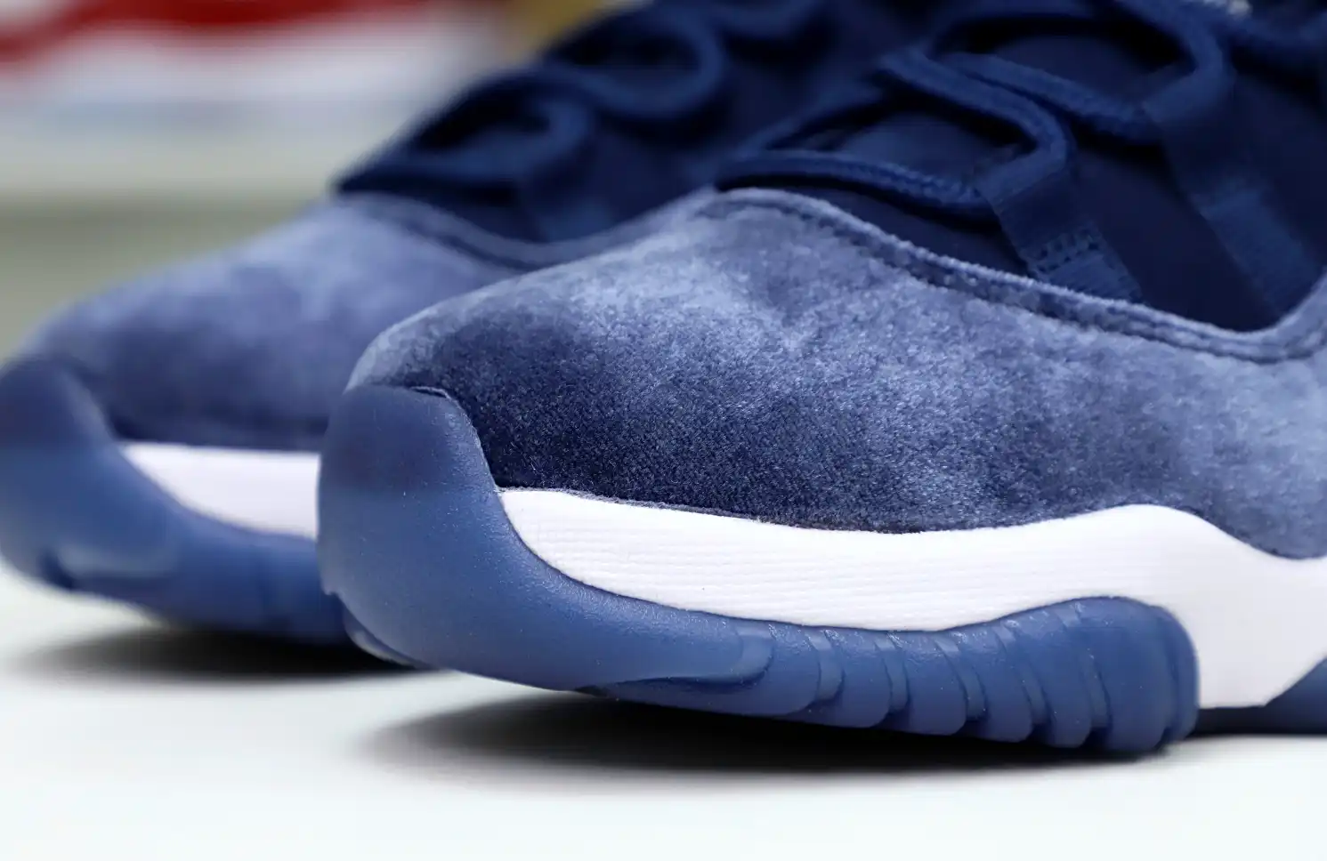 AIR JORDAN 11 RETRO MIDNIGHT NAVY