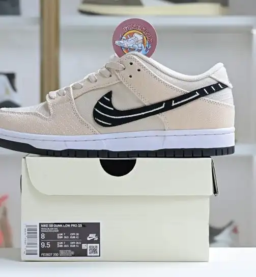 hype Albino & Preto x Nike Dunk SB Low Pro 