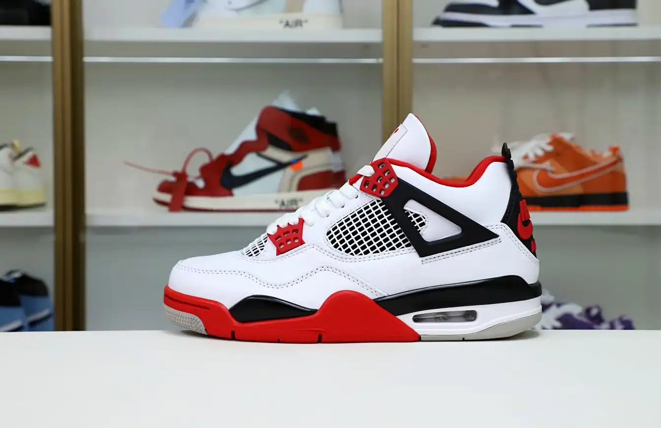 AIR JORDAN 4 RETRO 'FIRE RED' 2012