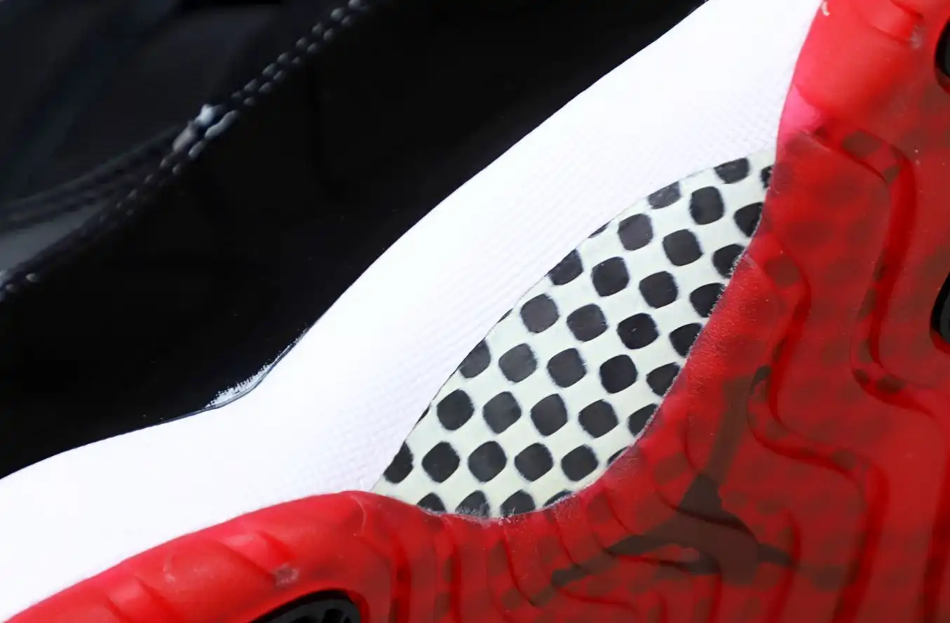 AIR JORDAN 11 RETRO 'BRED' 2019