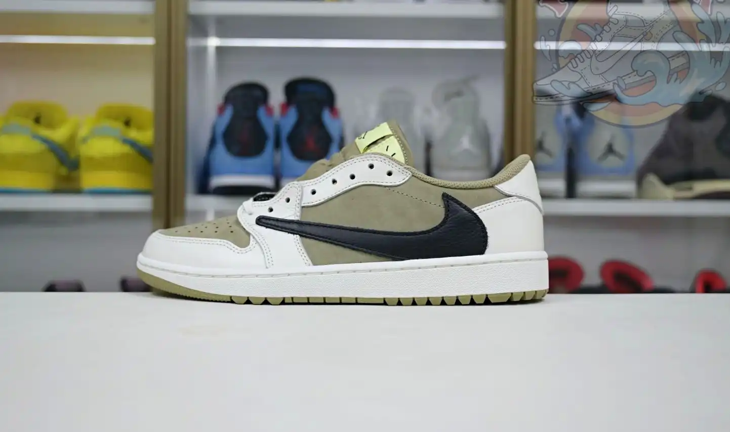 Travis Scott x Air Jordan 1  Low Golf 6.0