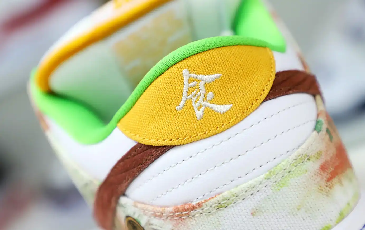 hype JASON DENG X DUNK LOW PRO SB 'STREET HAWKER'