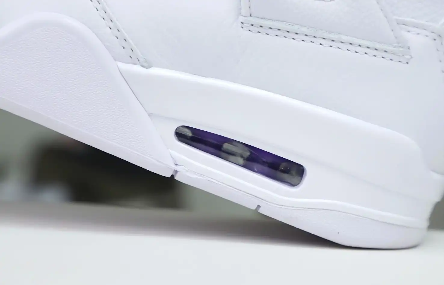 AIR JORDAN 4 PURPLE METALLIC