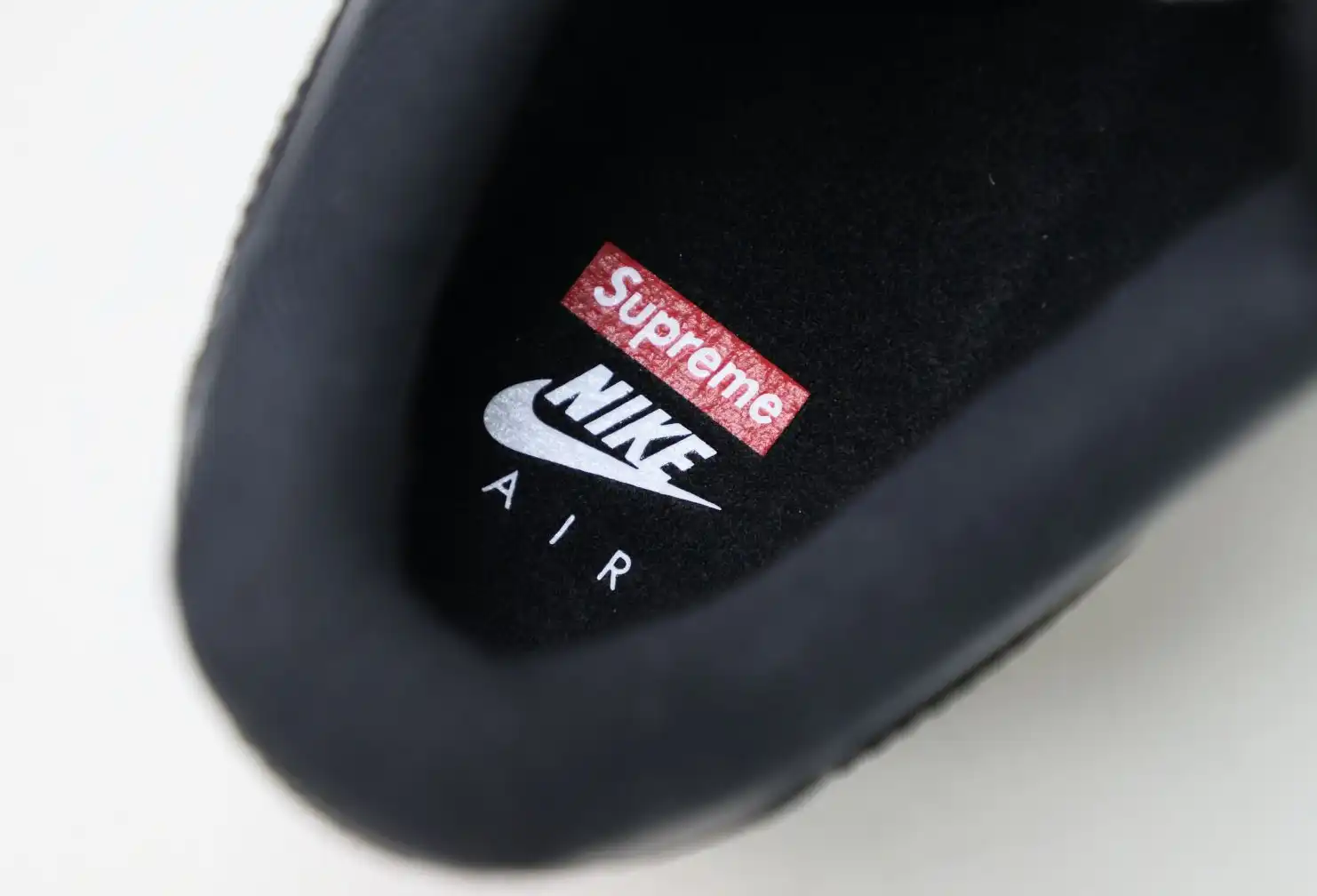 hype Supreme Nike Air Force 1 Low 