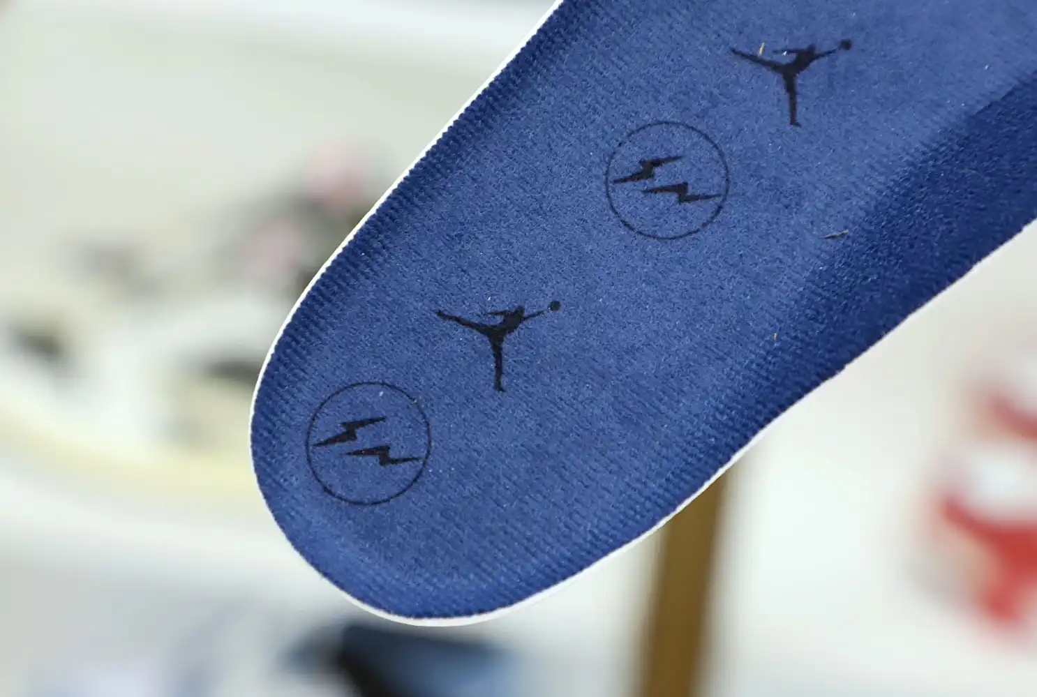 FRAGMENT DESIGN X AIR JORDAN 3 RETRO SP 'WHITE'