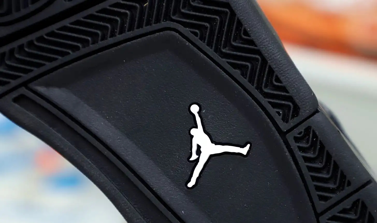 AIR JORDAN 4 RETRO 'BLACK CAT' 2020