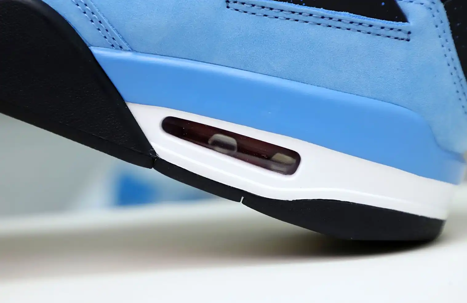 TRAVIS SCOTT X AIR JORDAN 4 RETRO 'CACTUS JACK' FRIENDS & FAMILY