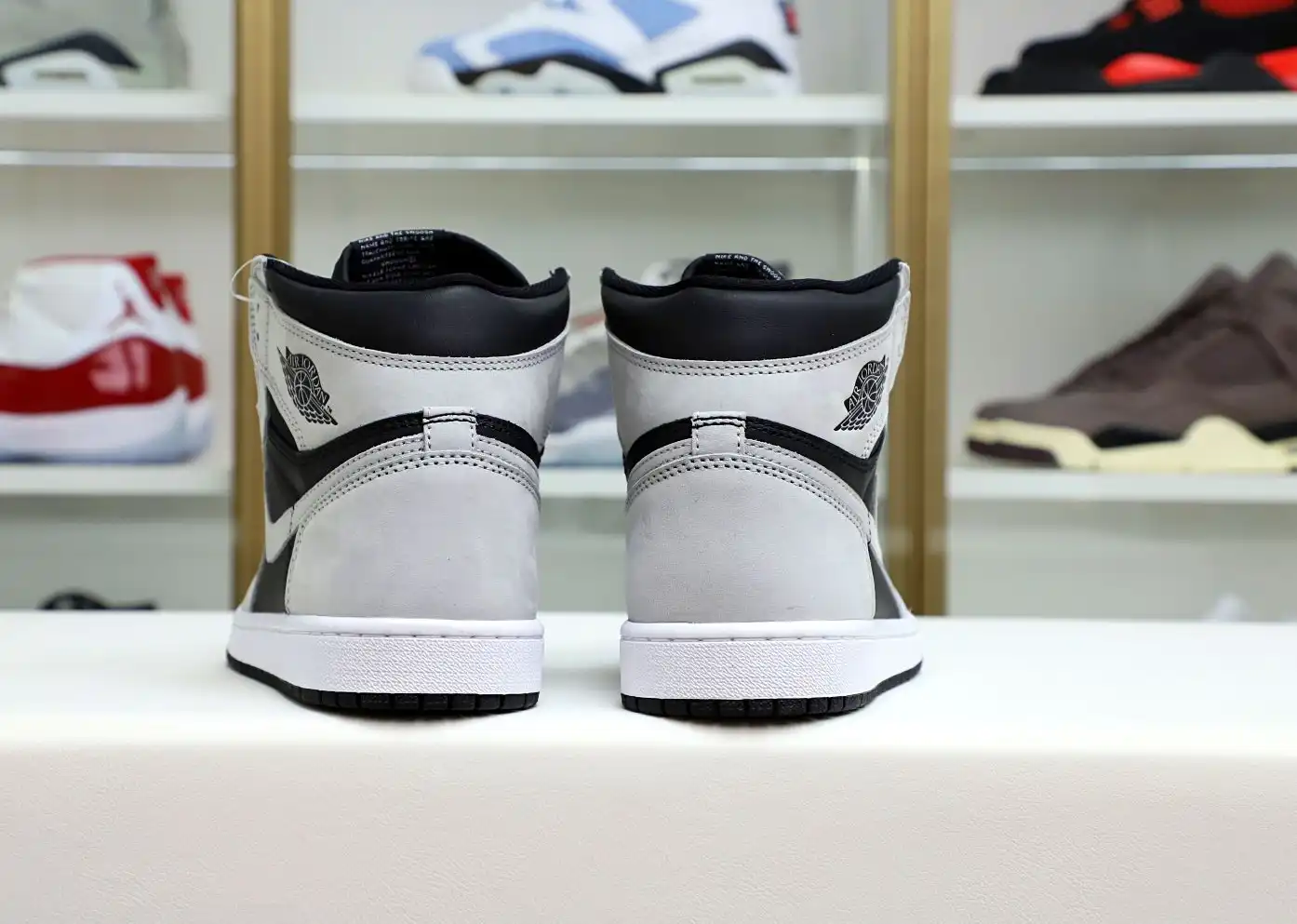Air Jordan 1 Retro High OG  Shadow 2.0