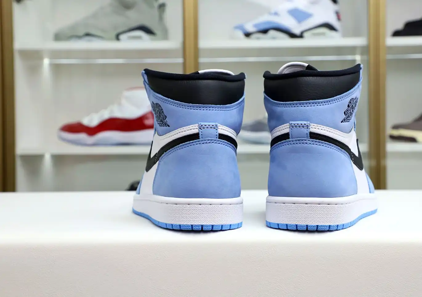AIR JORDAN 1 RETRO HIGH OG 'UNIVERSITY
