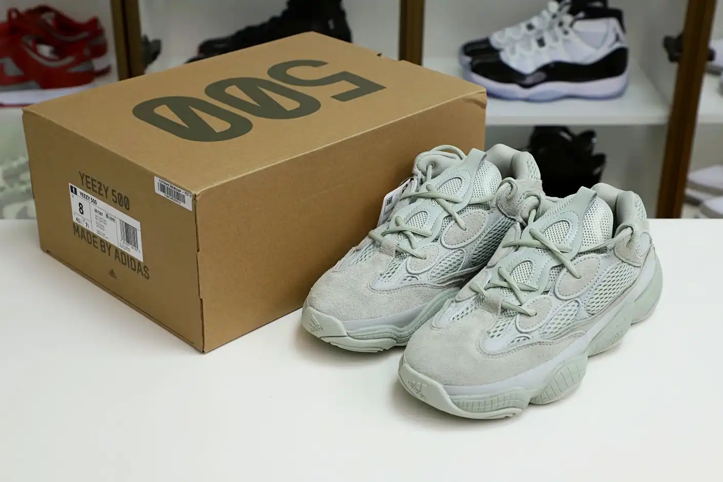 hype yeezy500 EE7287