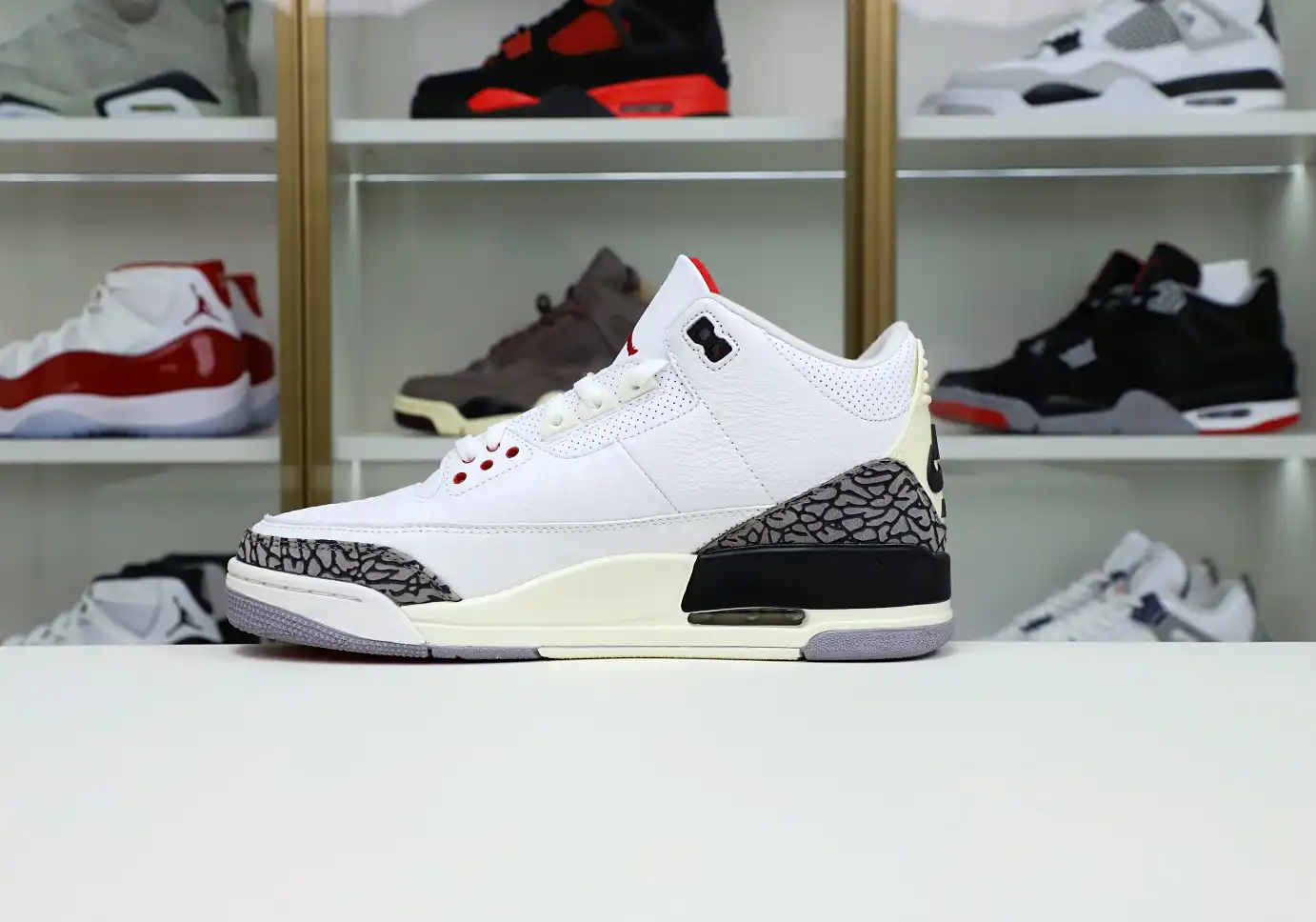 AIR JORDAN 3 