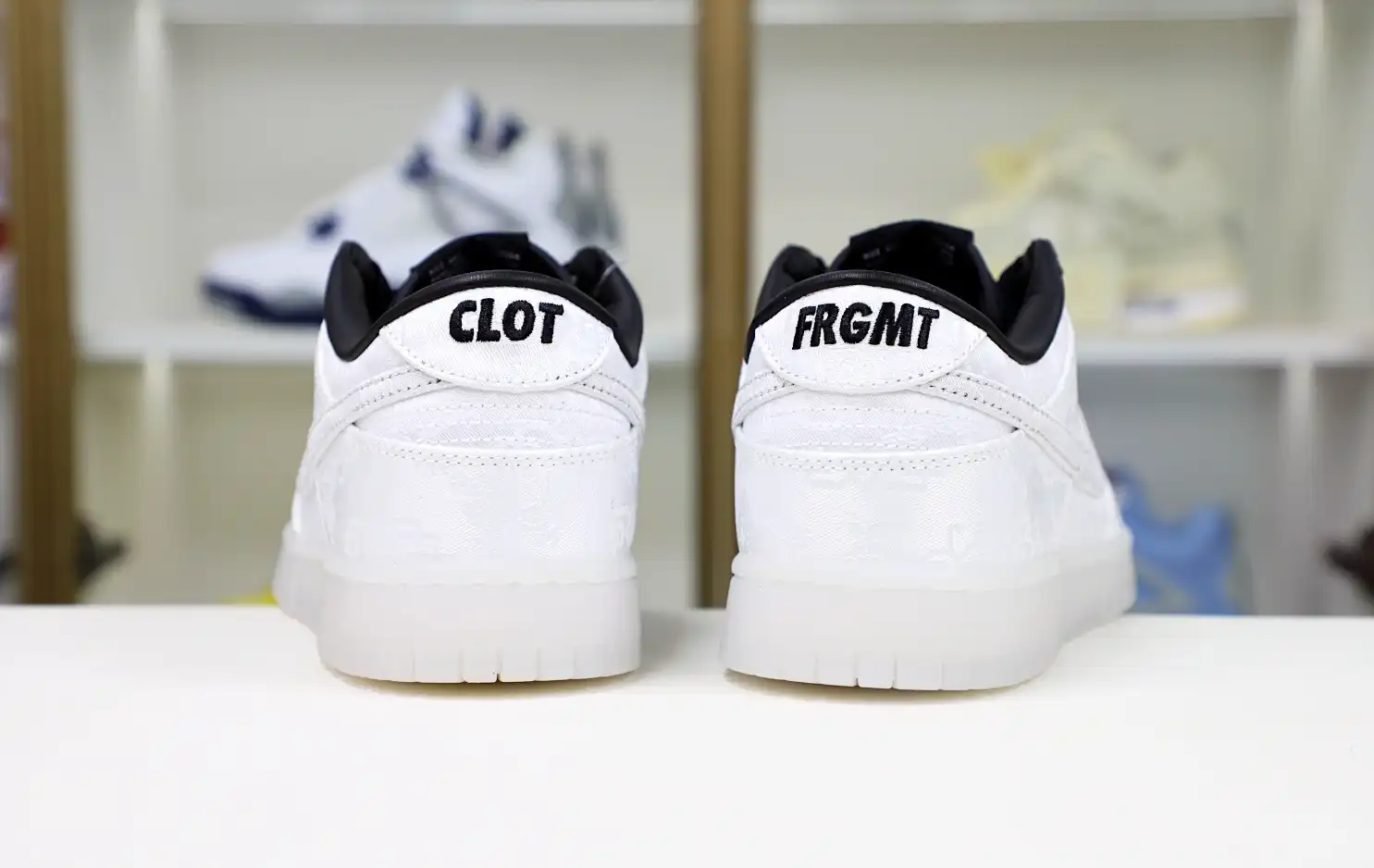 hype Nike Dunk Low x Fragment Design x CLOT