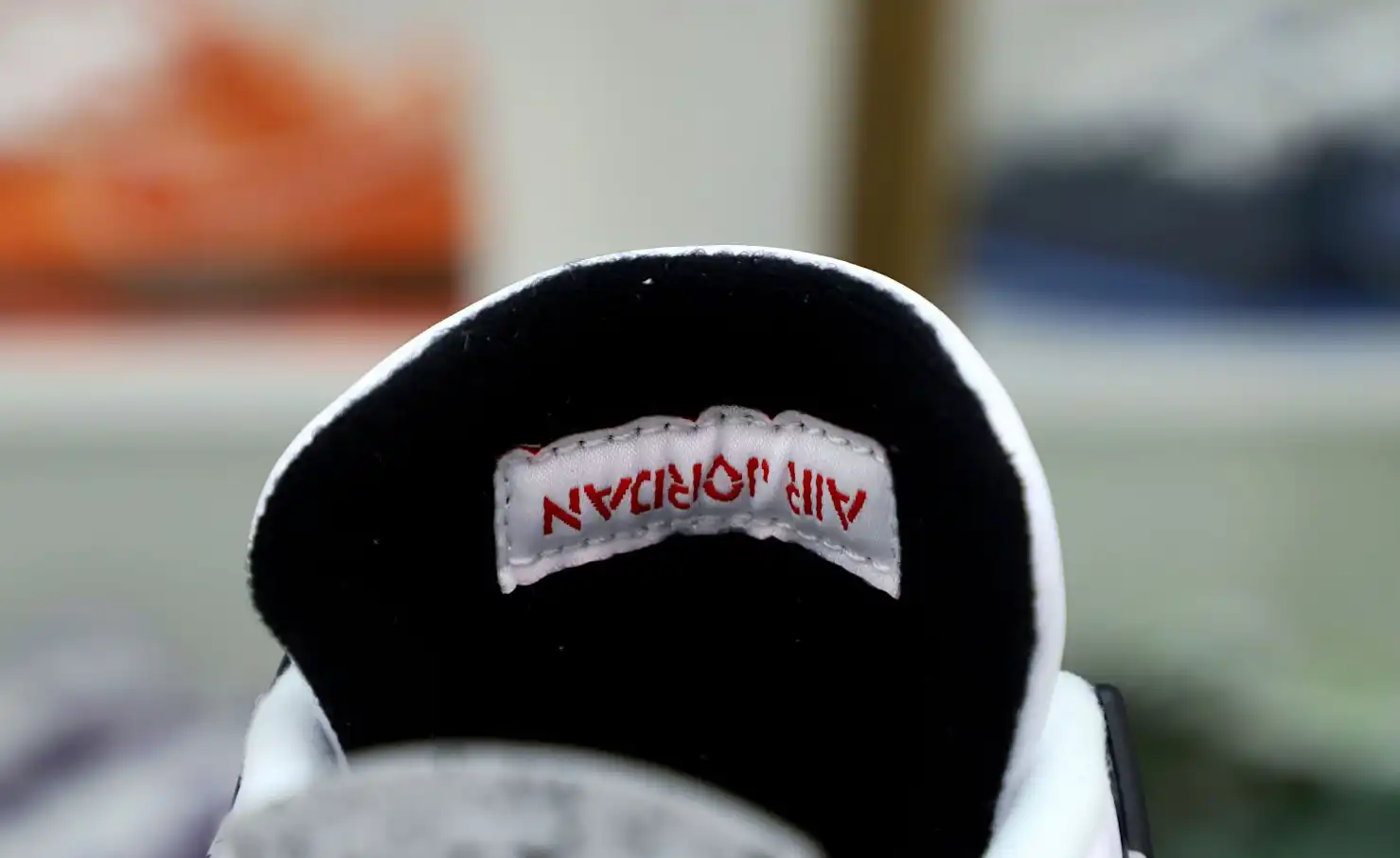 Air Jordan 4 Retro White Cement