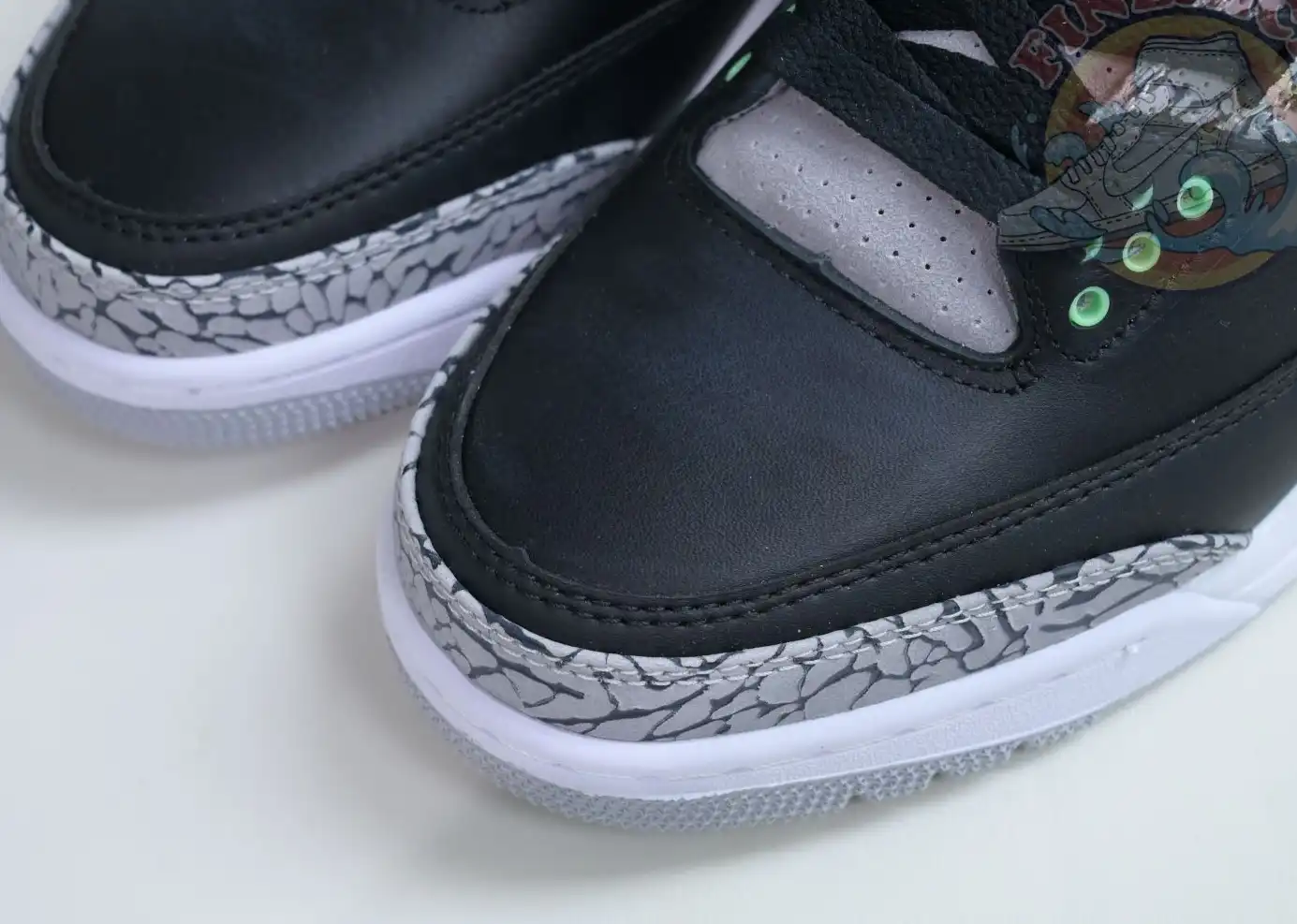 Air Jordan 3 Green Glow