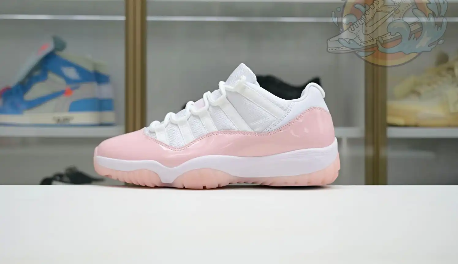Jordan Air Jordan 11 Low WMNS