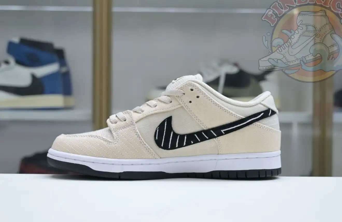 hype Albino & Preto x Nike Dunk SB Low Pro 