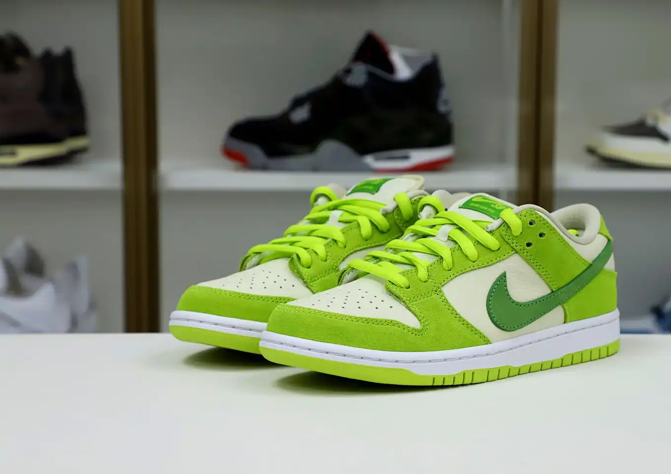 hype NIKE SB DUNK LOW GREEN APPLE 2022