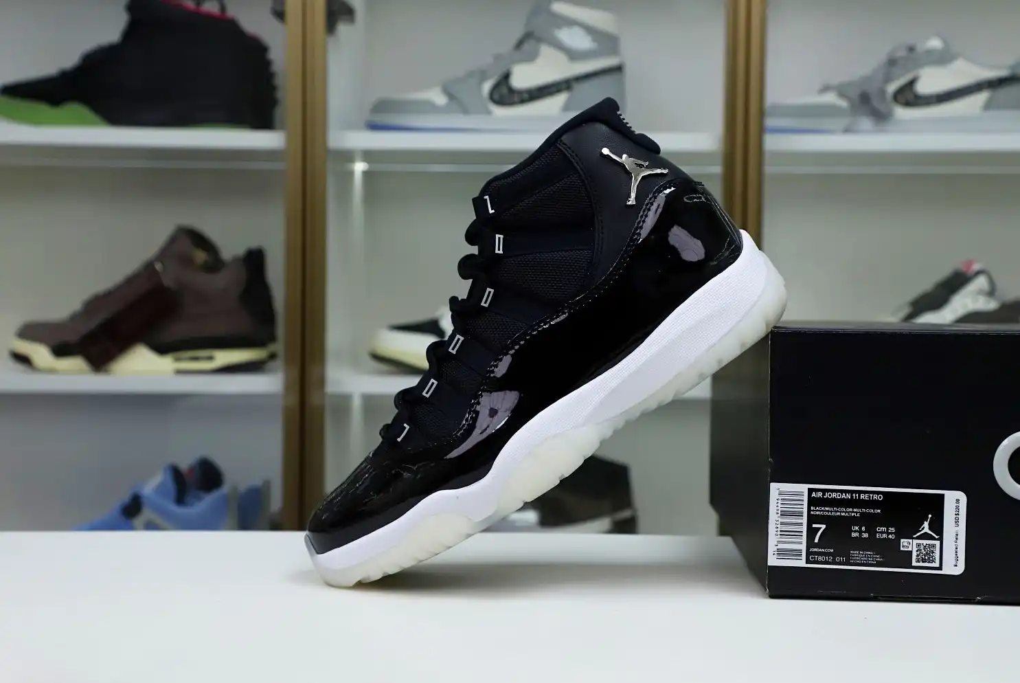 AIR JORDAN 11 RETRO 'JUBILEE   25TH