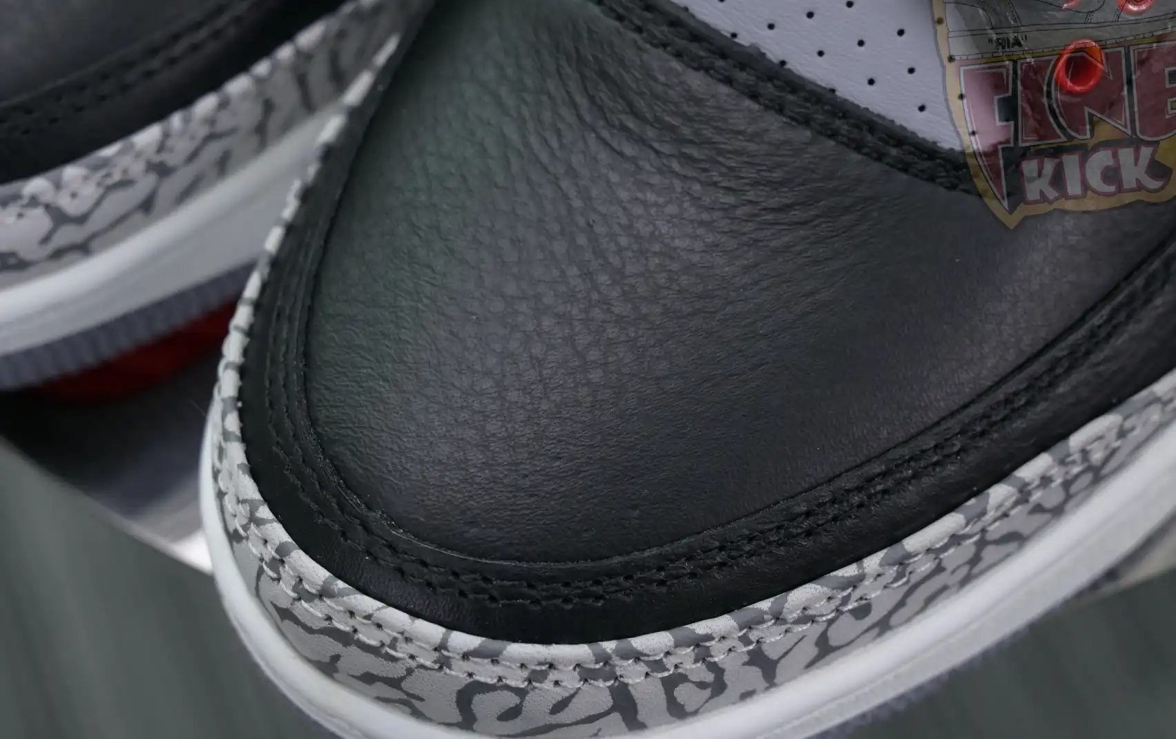 Air Jordan 3“Black Cement Reimagined”