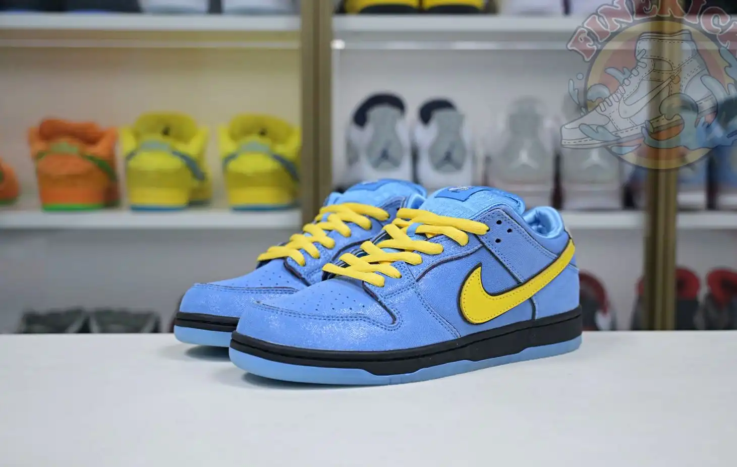 hype The Powerpuff Girls x Nike Dunk SB Low