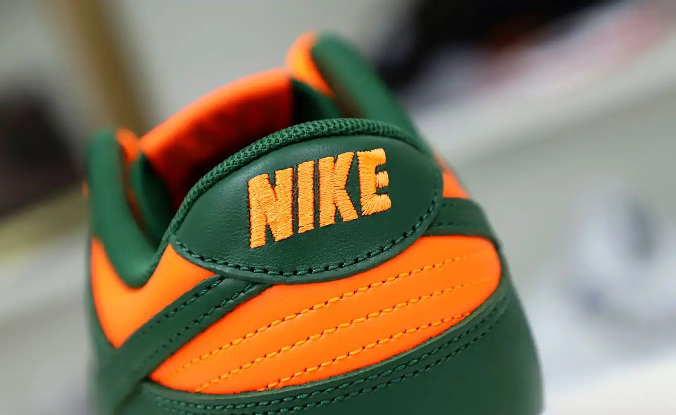 hype NIKE DUNK RETRO MINAMI HURRICANES