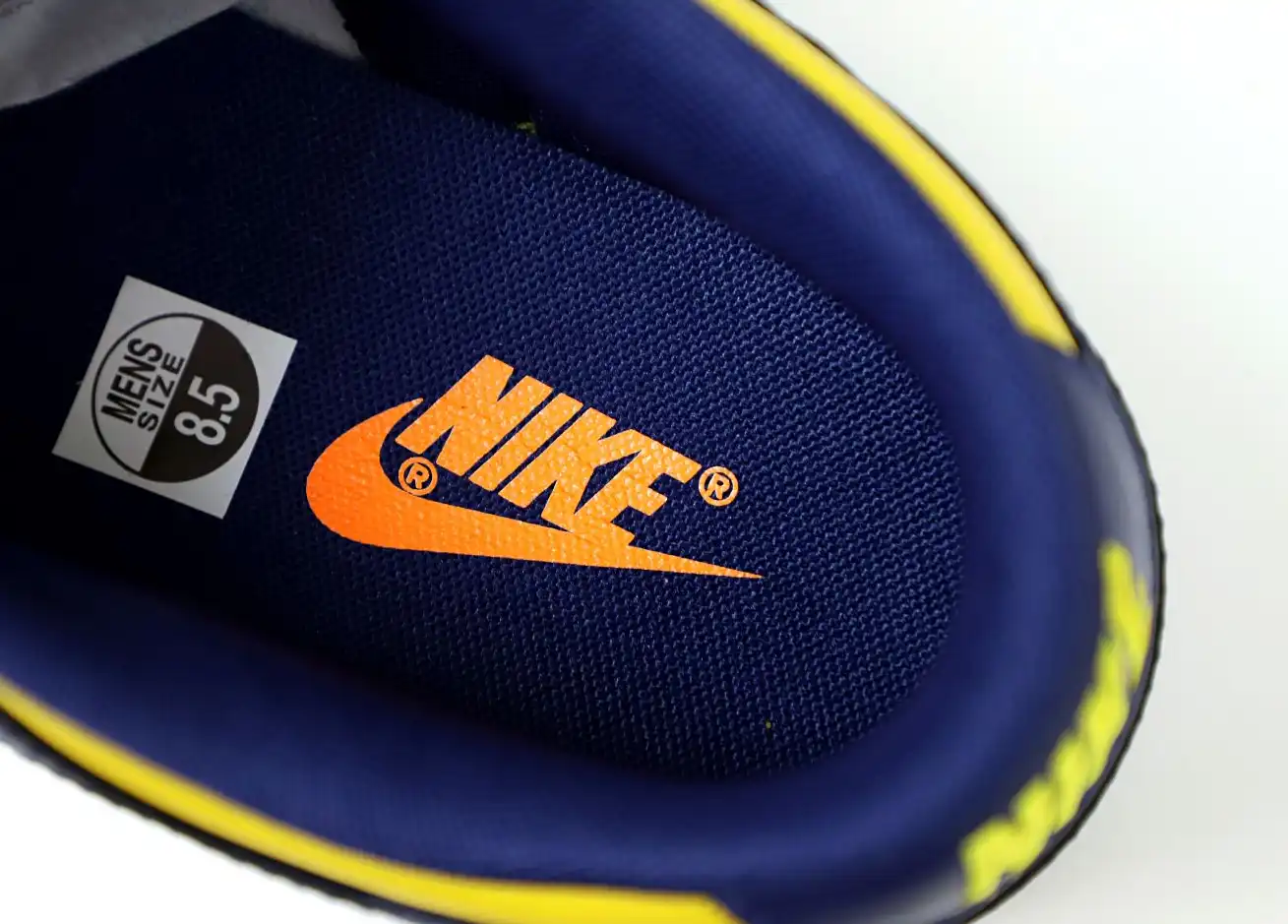 hype DUNK LOW 'MICHIGAN' 2021