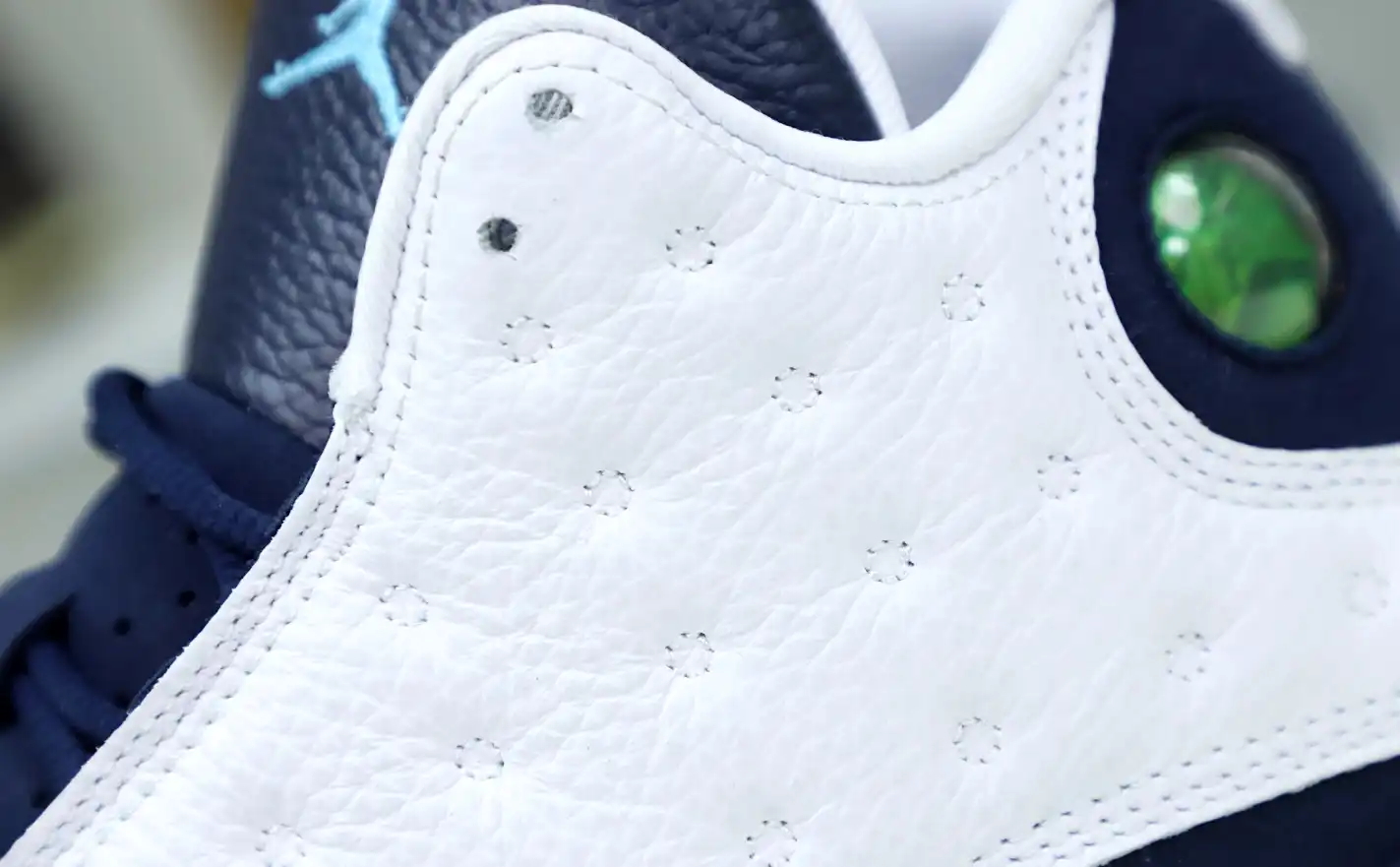 AIR JORDAN 13 RETRO WHITE OBSIDIAN POWDER BLUE 414571-144