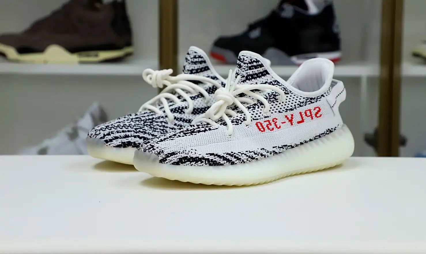 hype YEEZY BOOST 350 V2 'ZEBRA'