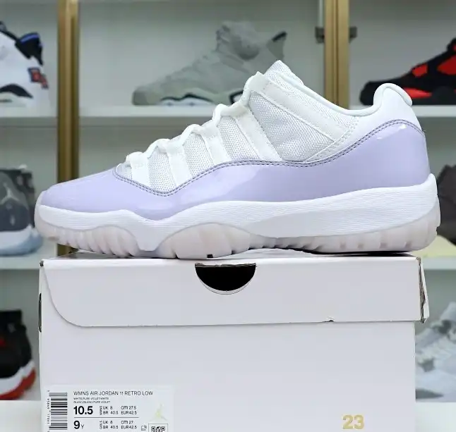 AIR JORDAN 11 LOW PURE VIOLET