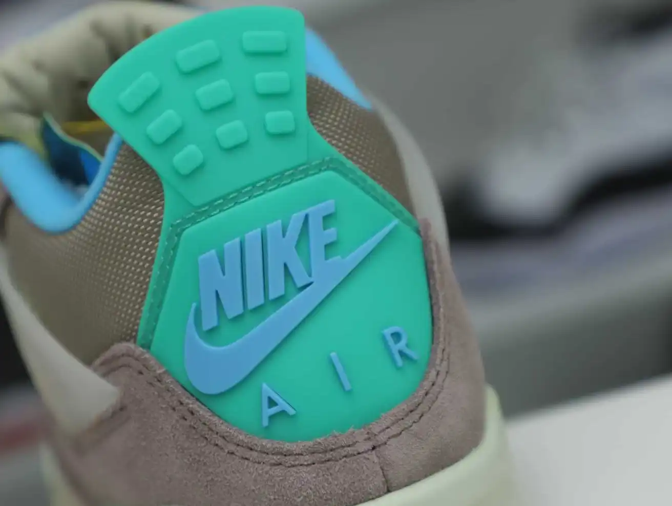UNION LA X AIR JORDAN 4 RETRO 'TAUPE HAZE'