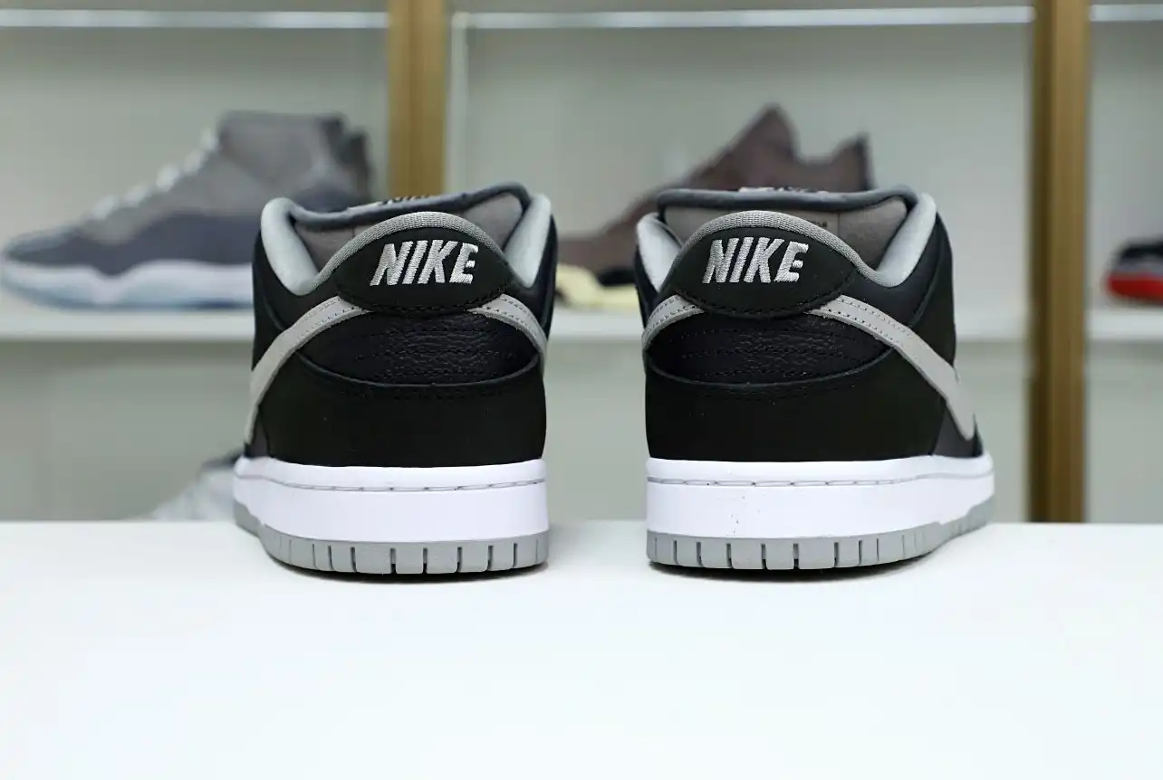 hype DUNK SB 「 SHADOW」