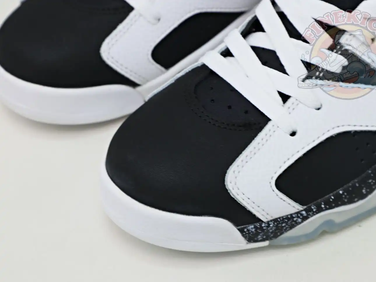 Jordan Air Jordan 6 Retro Oreo