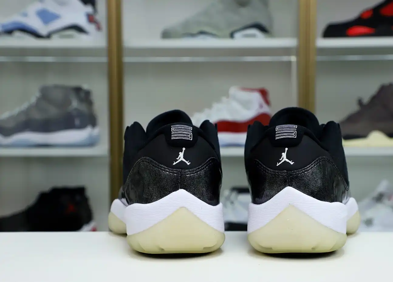 Jordan Air Jordan 11 retro low barons